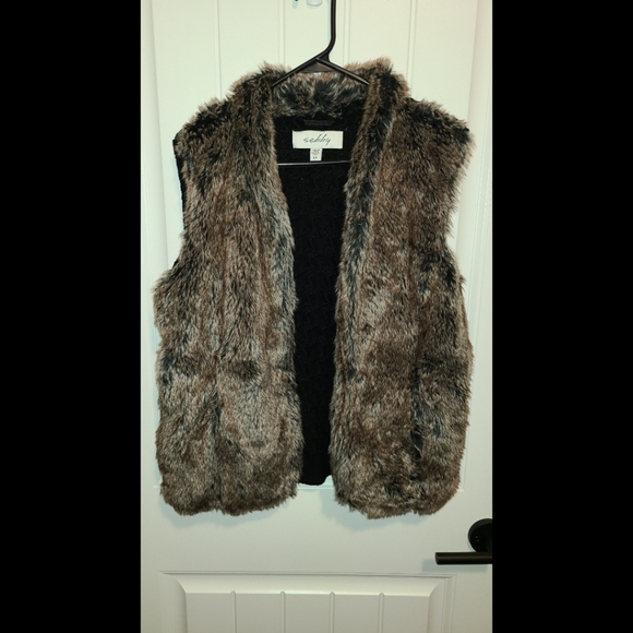 Coats | Sebby Faux Fur Vest 